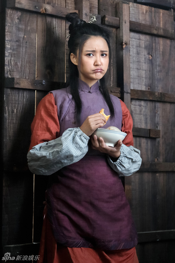 组图:张歆艺《大河儿女》曝厨娘剧照获赞