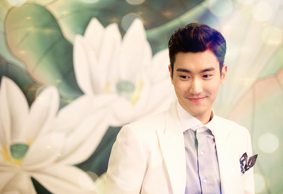 《亿万继承人》曝剧照 崔始源于小彤对决