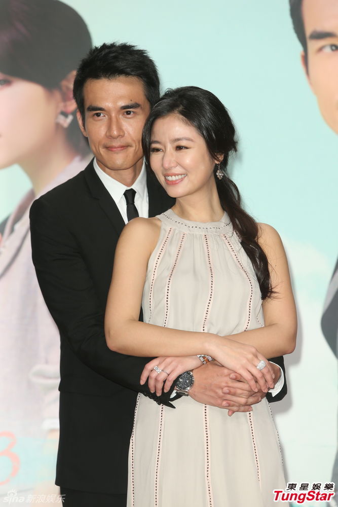 组图:林心如夸杨一展身材肥美 拍偶像剧无压力