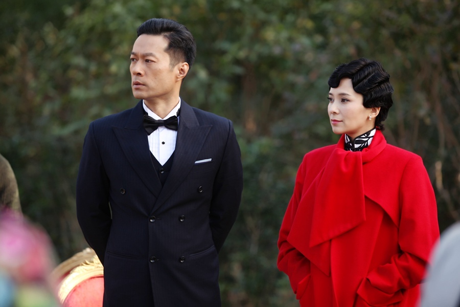 组图:《金玉瑶》谭凯郭羡妮领衔民国华服秀_高清图集_新浪网