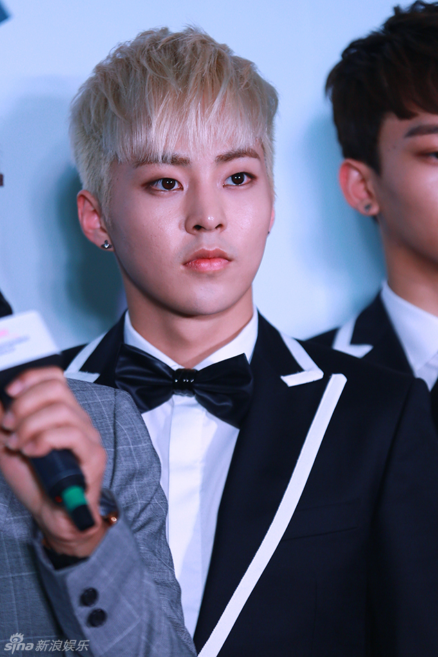 【2014.05.09】【明星】exo-m旋风袭京 见李秀满变身最佳员工