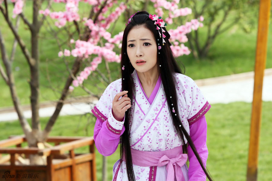 组图:《天天有喜2》陈紫函陈浩民六度演情侣