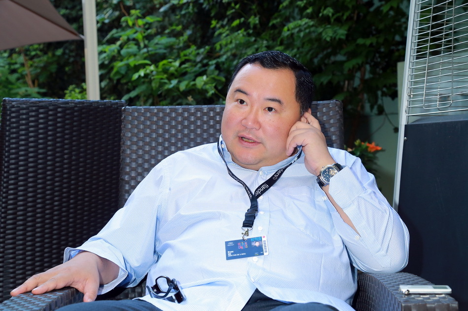 组图:对话吴征 挑电影就像找老婆一样有眼光_高清图集_新浪网