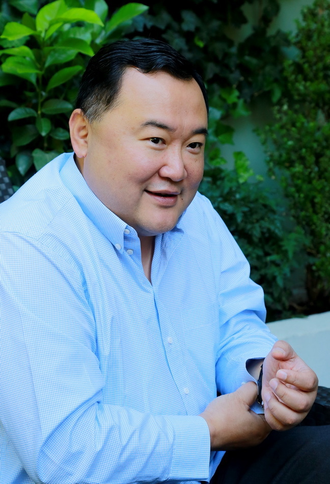 组图:对话吴征 挑电影就像找老婆一样有眼光_高清图集_新浪网