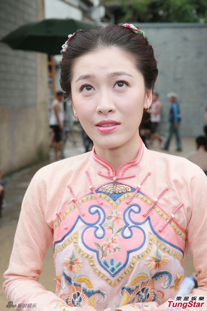 组图流氓皇帝周丽淇配对马国明不怕吃醋