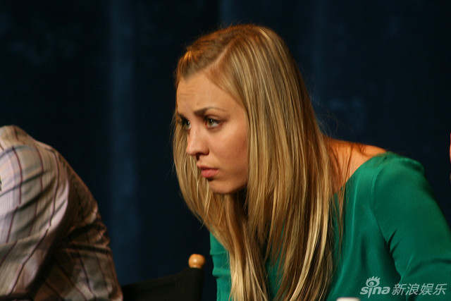 组图:《生活大爆炸》penny晒短发 卖萌搞怪_高清图集_新浪网