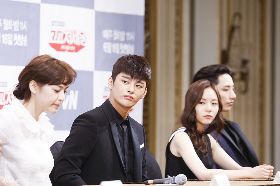 11】徐仁国,李荷娜,李秀赫等出席tvn周一周二月火剧《高校处世王》