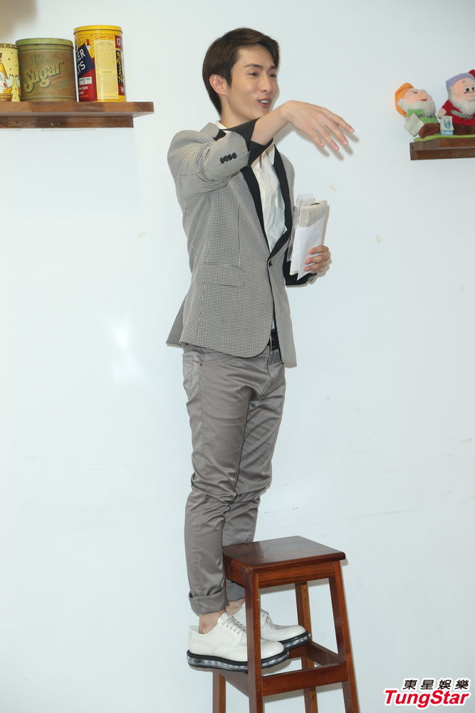 新浪娱乐讯 前棒棒堂男孩,男星阿本15日欢庆32岁生日,他号召粉丝前来