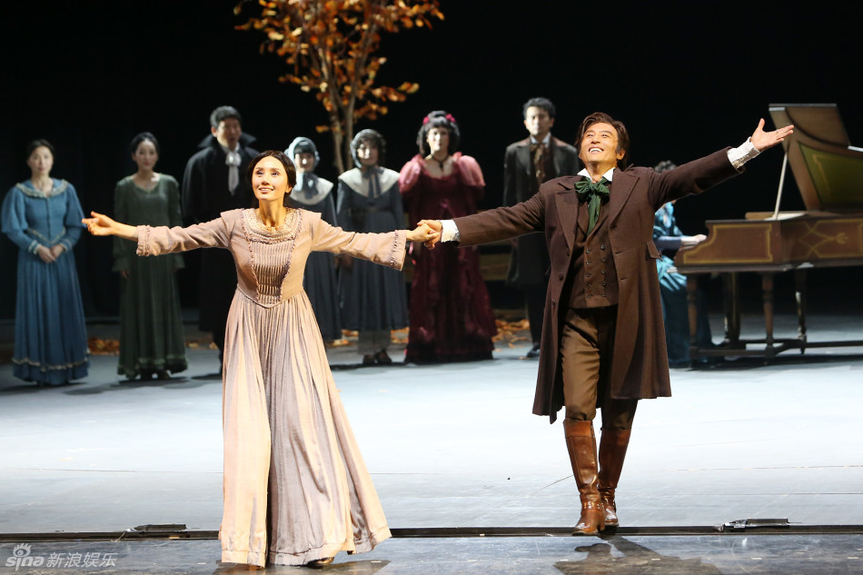 组图:国家大剧院《简爱》百场 袁泉王洛勇深爱(8)_话剧歌剧_戏剧-超级