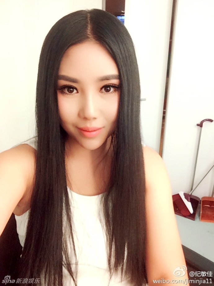 组图:超女纪敏佳被疑整容 自拍变锥子脸女神_高清图集_新浪网
