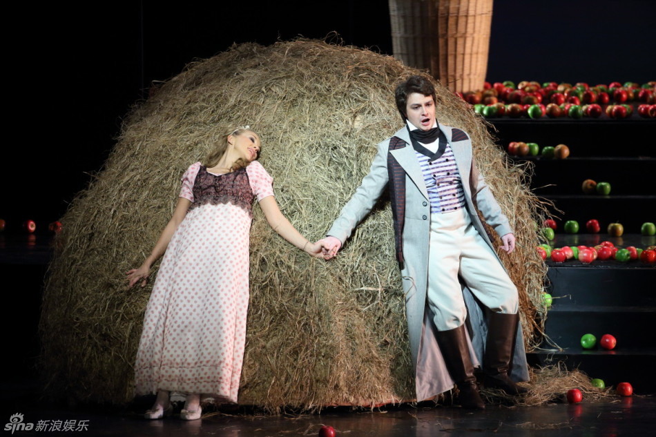 组图:2014国家大剧院歌剧节剧目美图欣赏_高清图集_新浪网