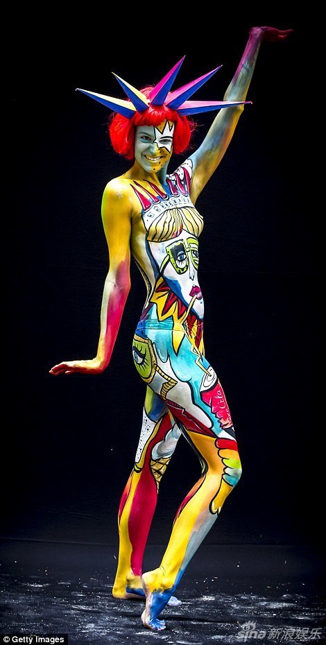 人体彩绘节裸体模特造型千奇百怪