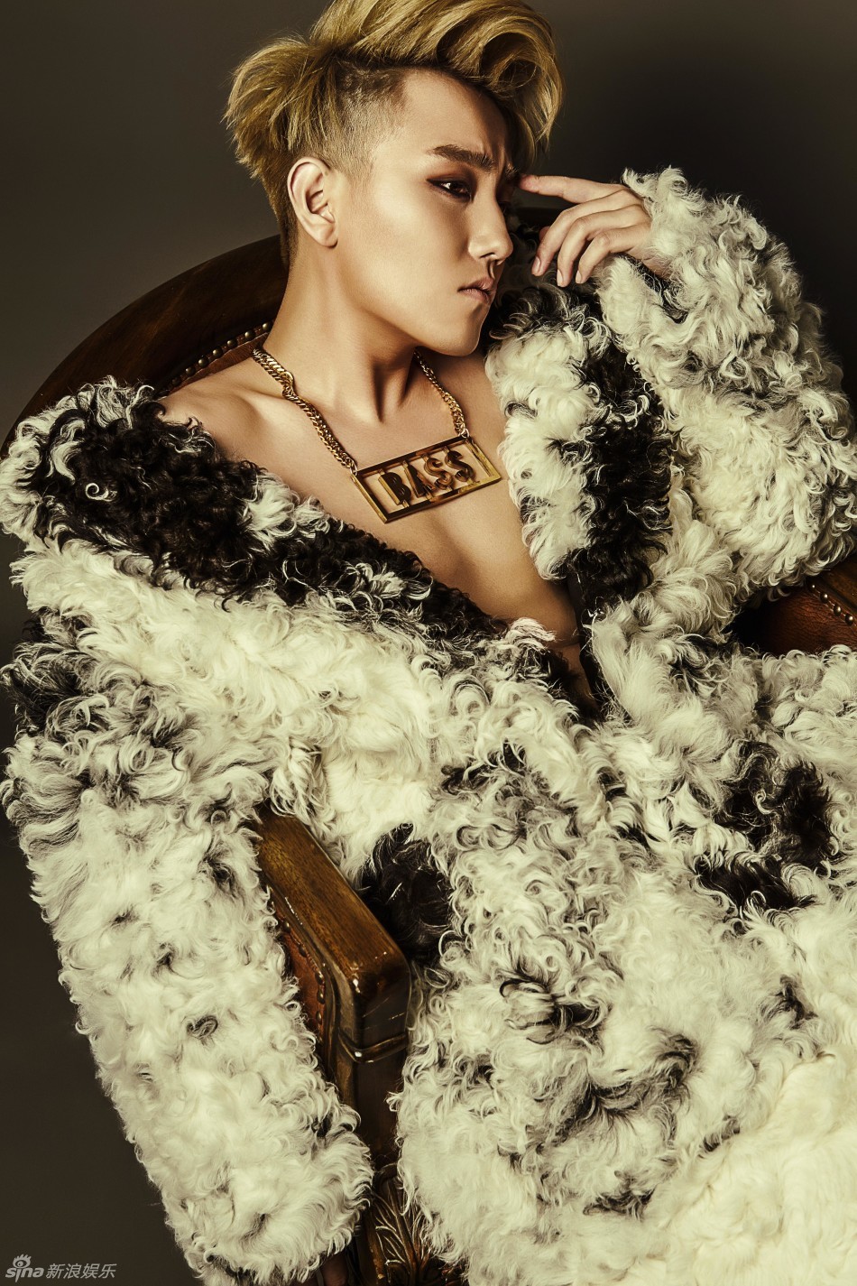 新浪娱乐讯 mic男团副队长赵泳鑫率先以新人之姿蓄势首发全新原创个人