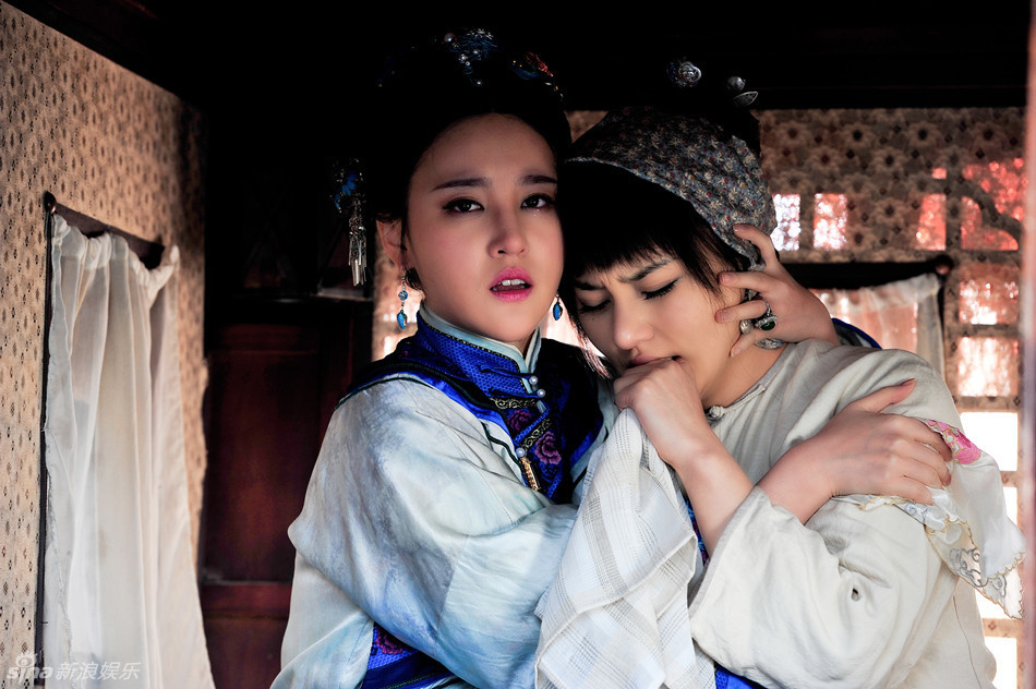 新浪娱乐讯《十月围城》已经播出过半,精彩的剧情深受观众喜爱.