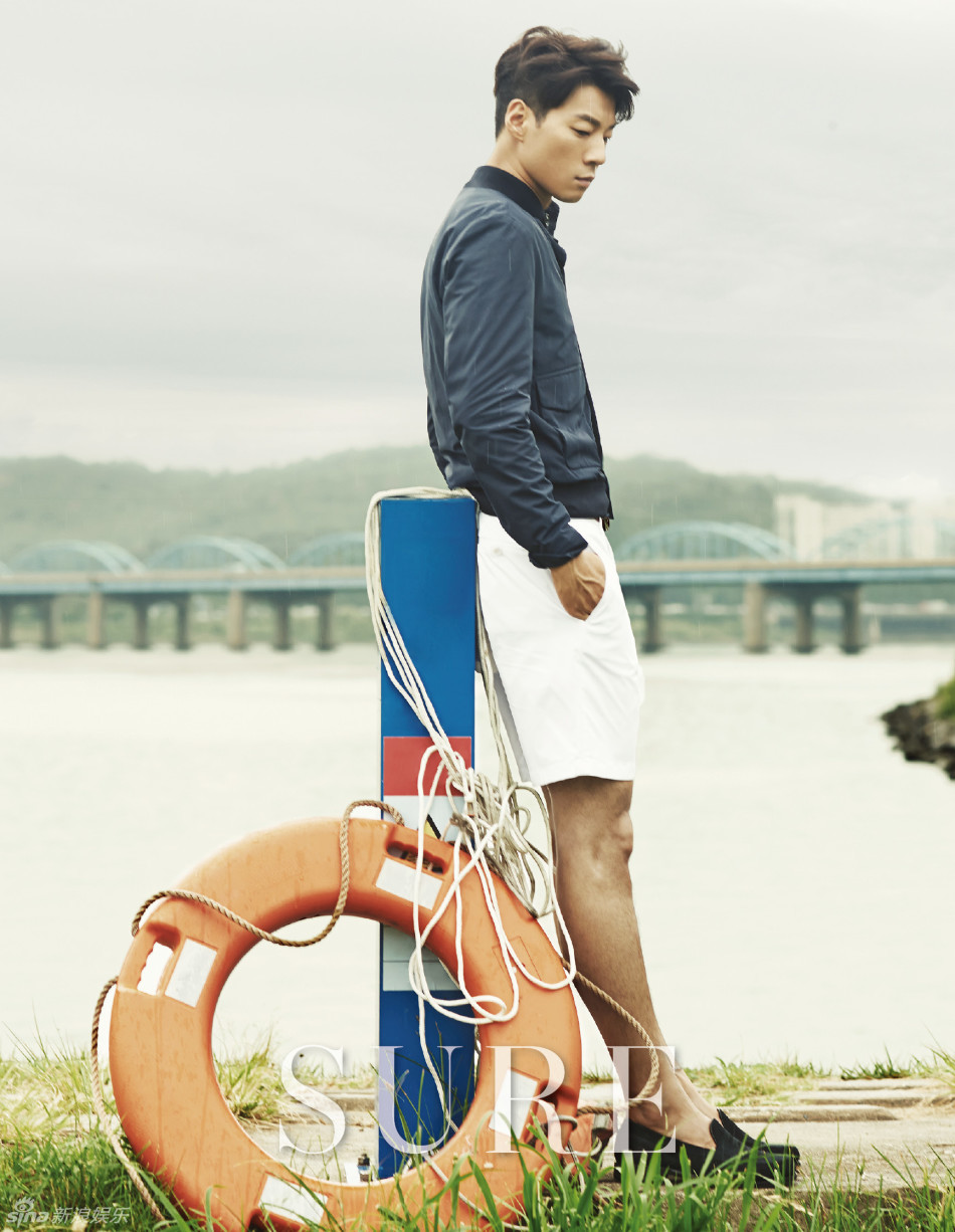 20140723明星李天熙拍写真秀傲人模特身材透露强大生存信心