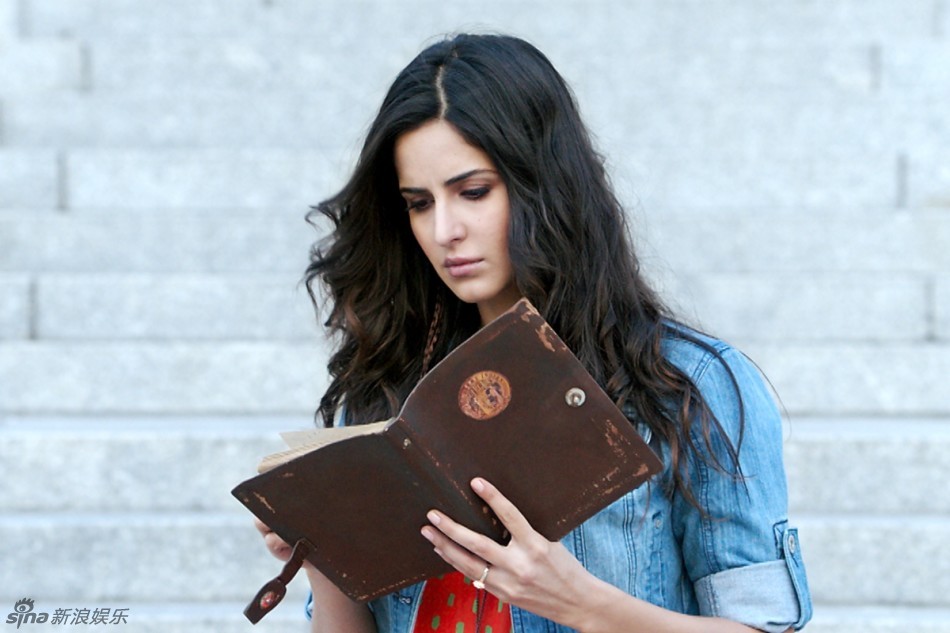 男一号,国际巨星阿米尔-汗主演的动作悬念大片《幻影车神:魔盗激情》