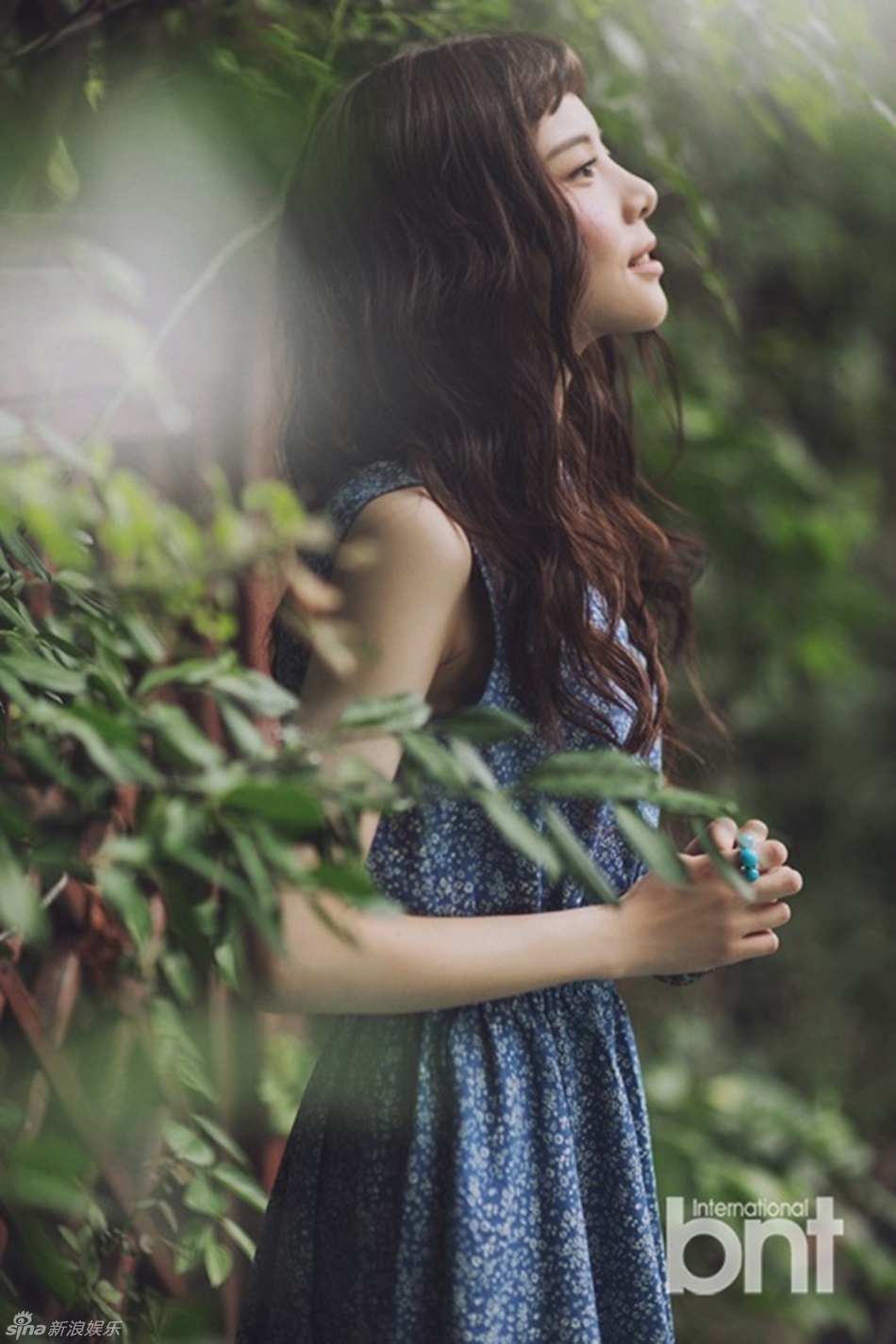 组图:韩星李烈音拍写真 清爽空灵似精灵_高清图集_新浪网