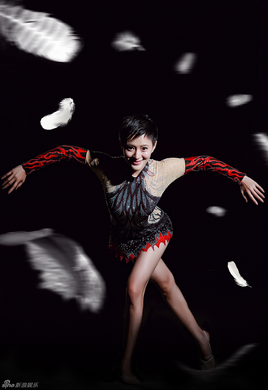 组图:《骄阳似我》曝艺术体操写真轻舞飞扬