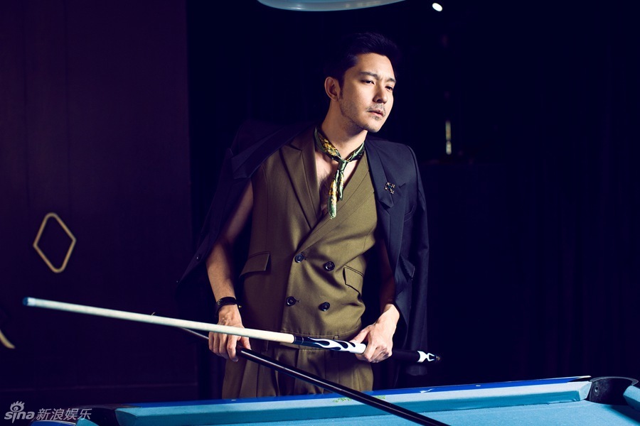 组图:立威廉登时尚杂志 抢眼台球照变超级熟男_高清图集_新浪网