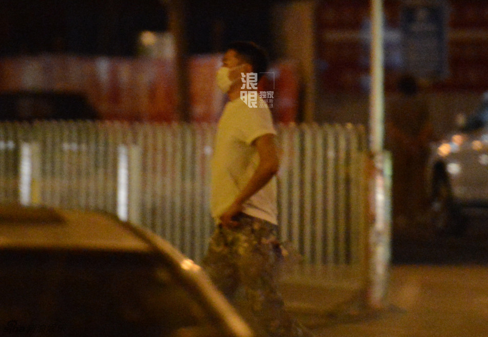 高虎吸毒被抓前去酒店