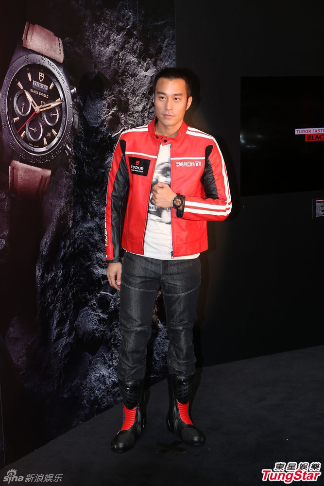 组图:张孝全新片将崭露 被叫肌肉男星害羞_高清图集_新浪网