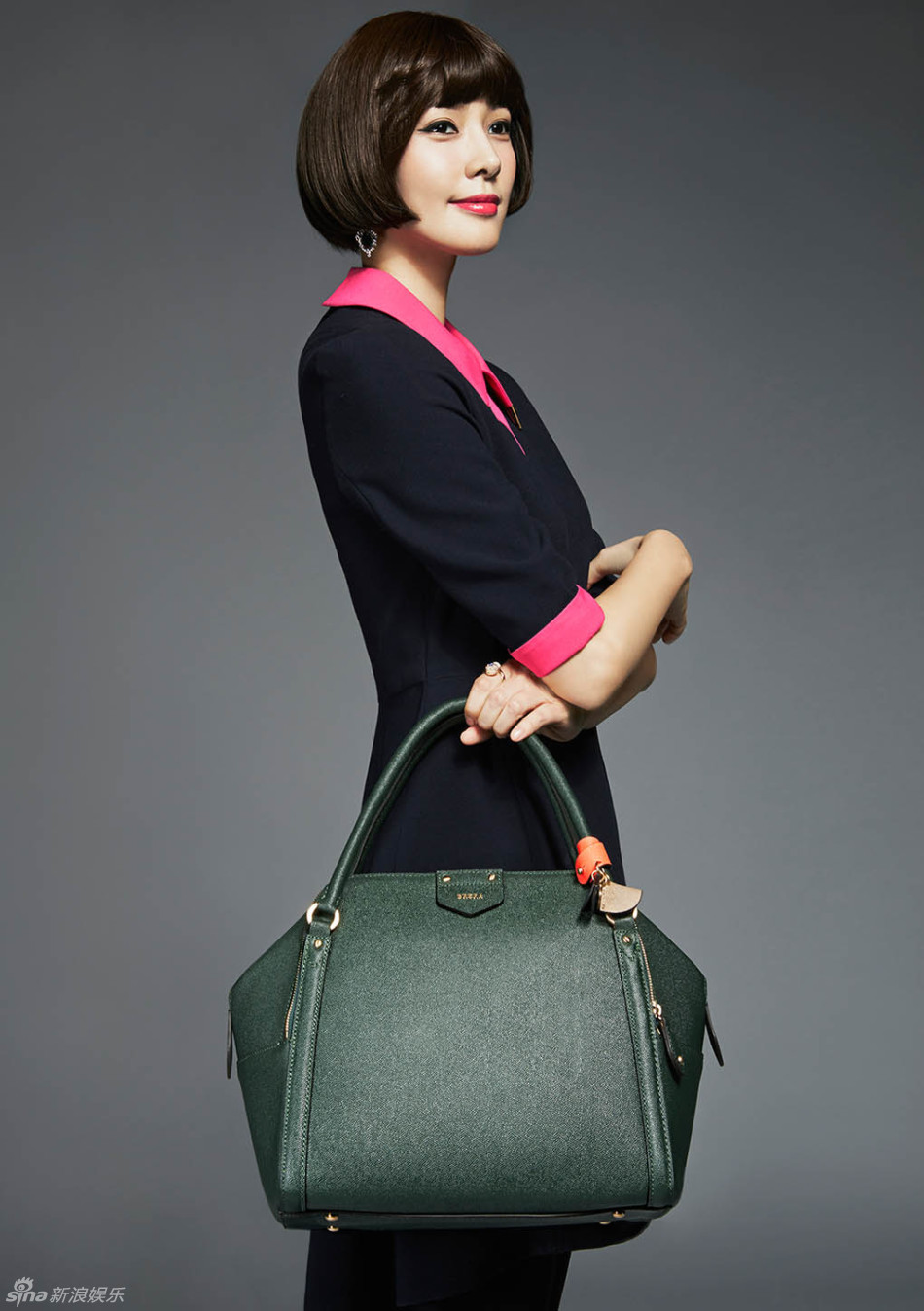 【2014.08.25】【明星】孙泰英演绎干练奢华秋冬时尚