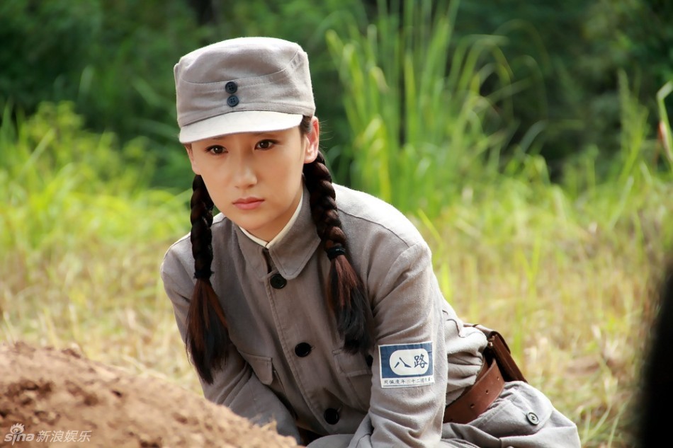 组图:《雪豹坚强岁月》曝光高洋军装剧照