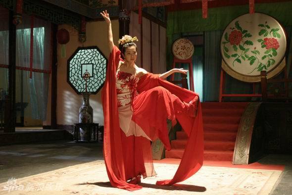 组图:明星古装剧舞蹈三绝招 转圈甩袖加特写_高清图集_新浪网