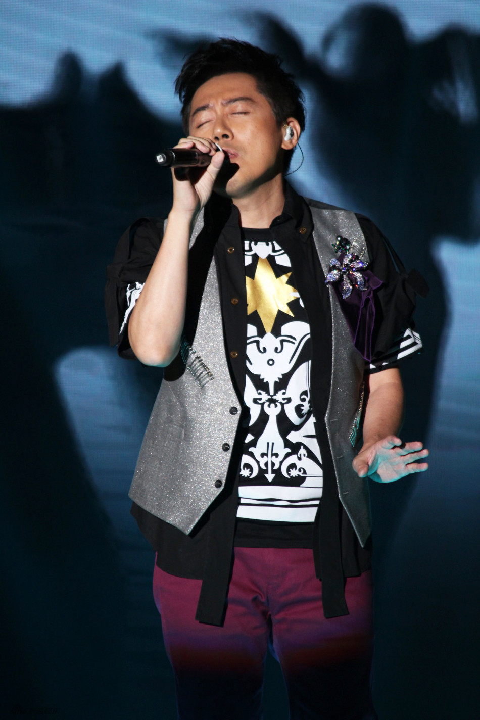 《爸爸》《歌手》访台 张宇韩磊飙歌