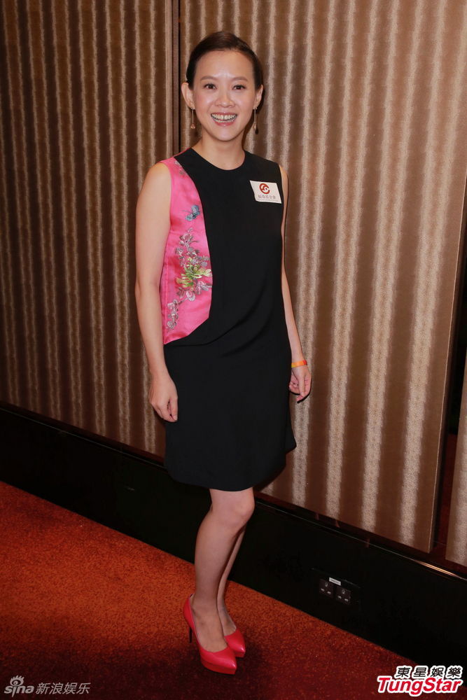 组图:戚美珍未获苗侨伟剧透 曾志伟望享天伦