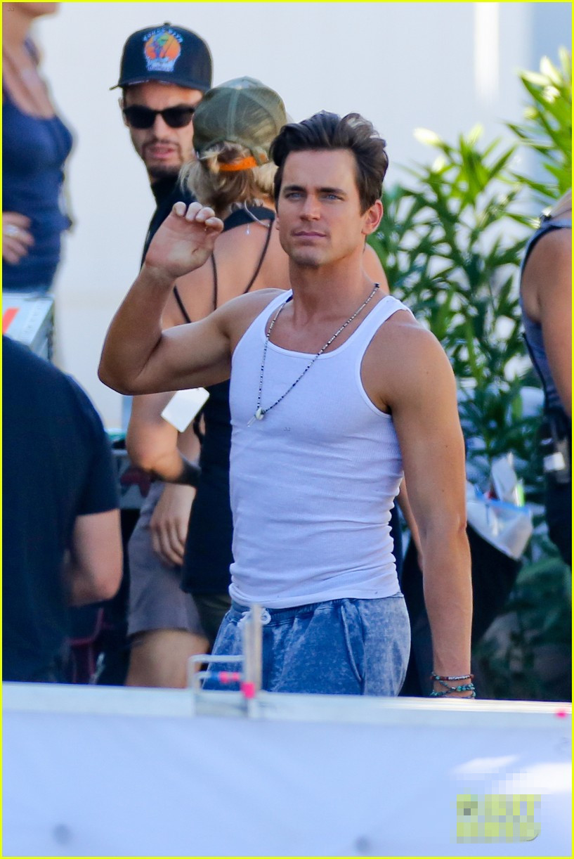 组图:脱衣舞男电影《魔力麦克2》片场满眼肌肉_高清图集_新浪网