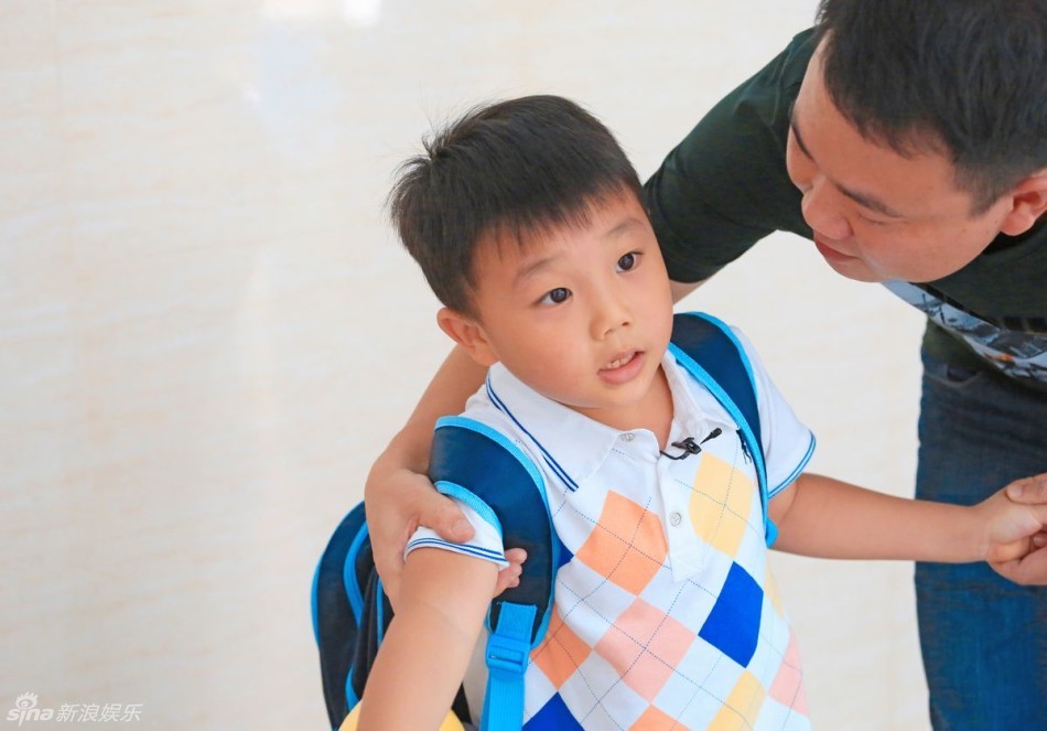 一年级马皓轩爆红被疑有背景