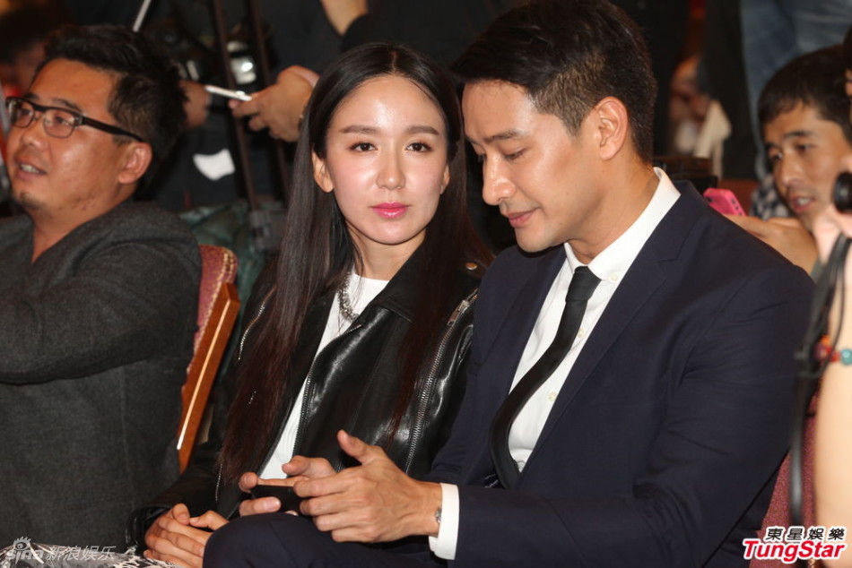 组图:娄艺潇为新剧秀泰语 嘟嘴撒娇搞定pong