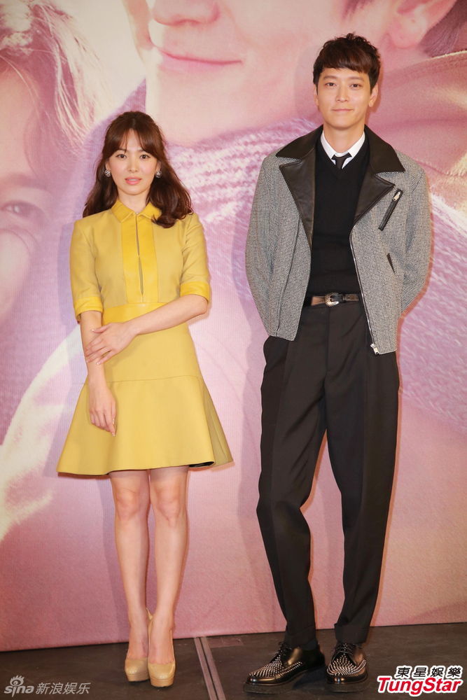 组图:宋慧乔黄裙娇媚似公主 与姜栋元来港宣传_高清图集_新浪网