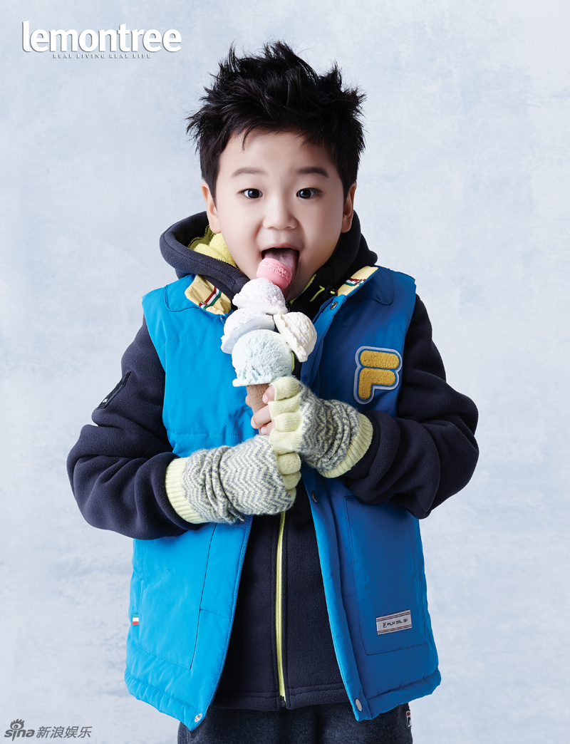 27】【明星】韩《爸爸》萌娃尹厚智雅亲密相拥