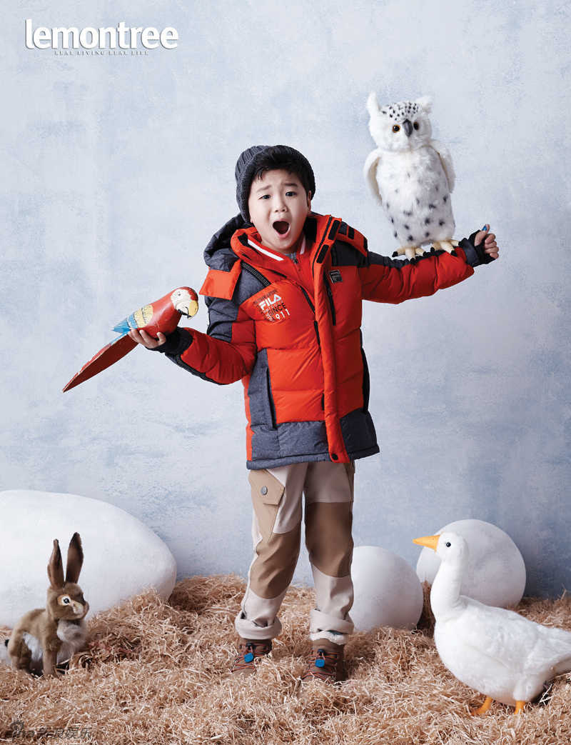 27】【明星】韩《爸爸》萌娃尹厚智雅亲密相拥