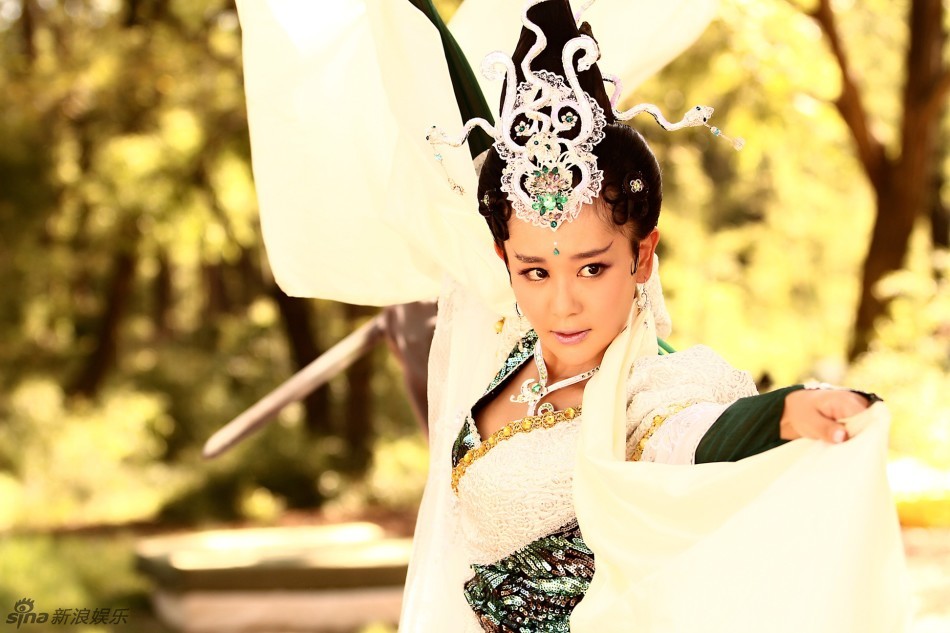 组图:海陆新剧颠覆蛇精 与李宗翰大谈仙妖恋