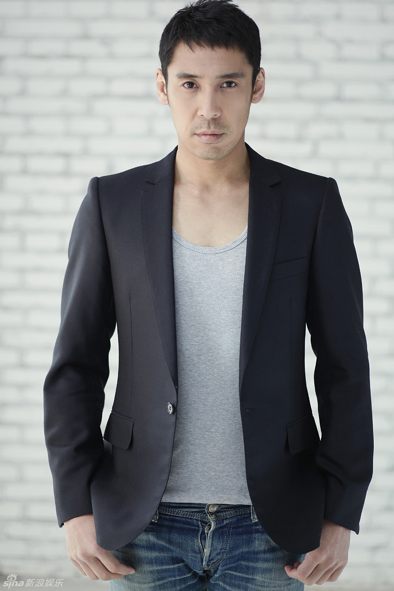 组图:木幡龙时尚写真彰显男人味 沉稳质感_高清图集_新浪网