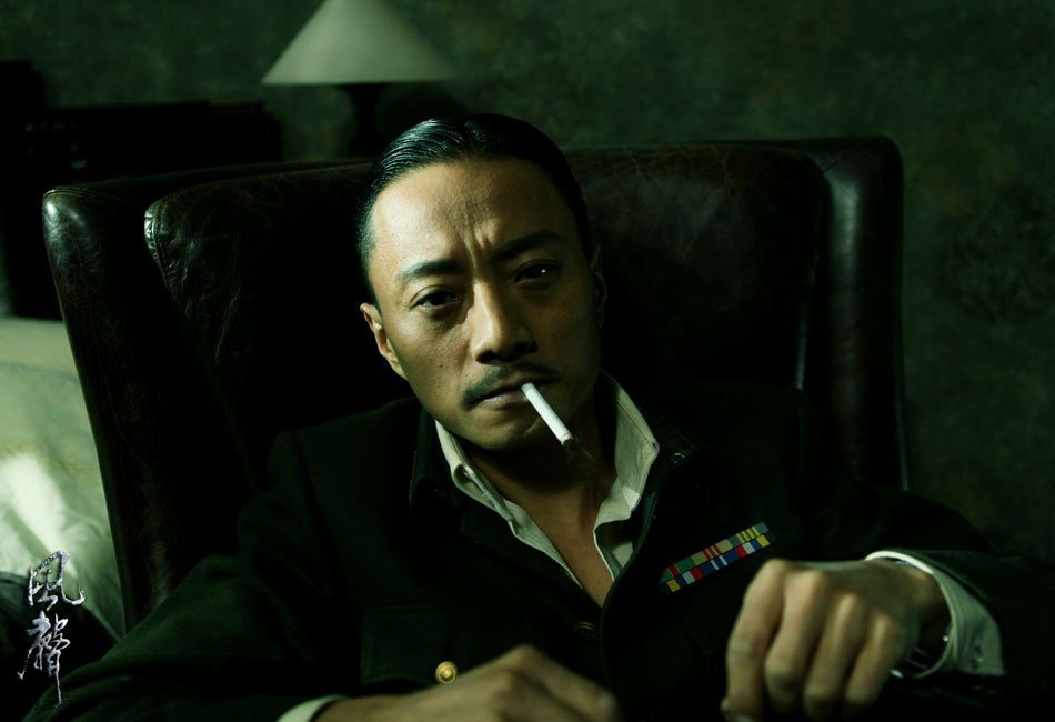 组图:再不看可能就没了!华语片中的经典吸烟戏_高清图集_新浪网