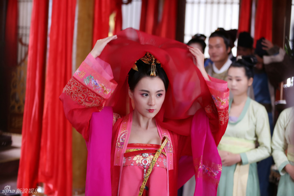 组图《美人制造》毛林林俘获陈翔心 大婚喜庆_高清图集_新浪网