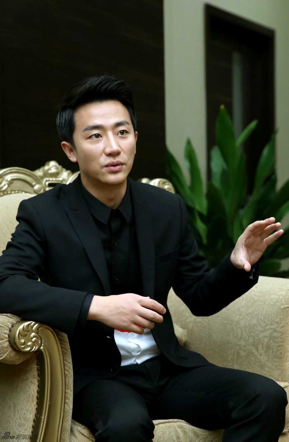 新浪娱乐讯 《推拿》主创亮相广州首映暨发布会,娄烨表示:从地下到地