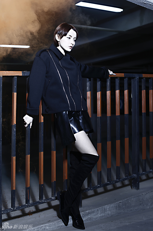 赵羽彤大玩机车风格