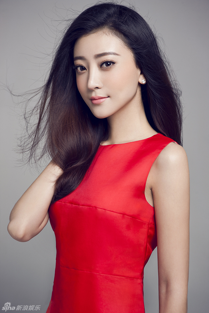 李婳