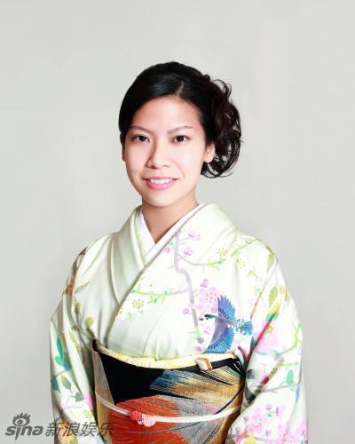 承子的大妹妹典子,高圆宫宪仁亲王次女,生于1988年7月22日.