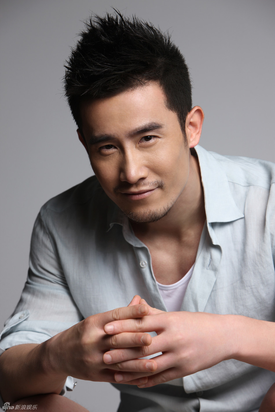 娱乐讯 电视剧《第二次人生》热播,剧中扮演张扬的演员奇道人气暴涨