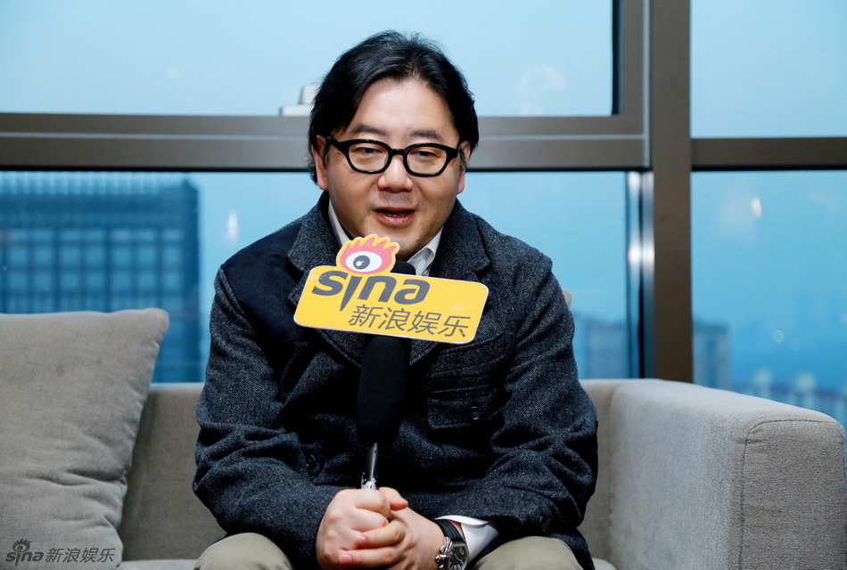 新浪娱乐对话日本制作人akb之父秋元康