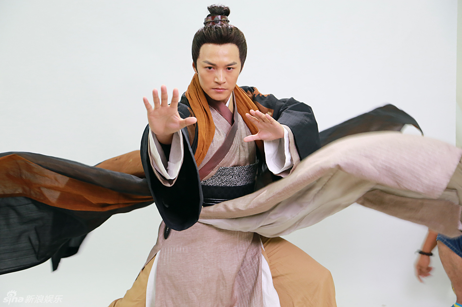 郑国霖新版神雕侠侣饰演郭靖