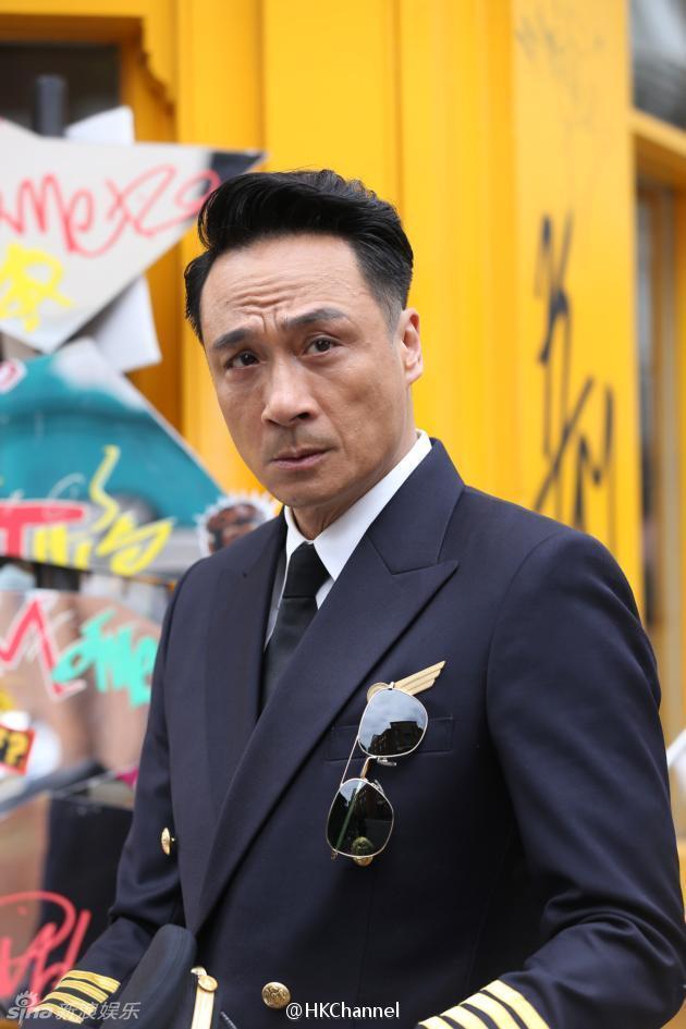 组图:《冲上云霄》曝型男海报 古天乐恋佘诗曼_高清图集_新浪网