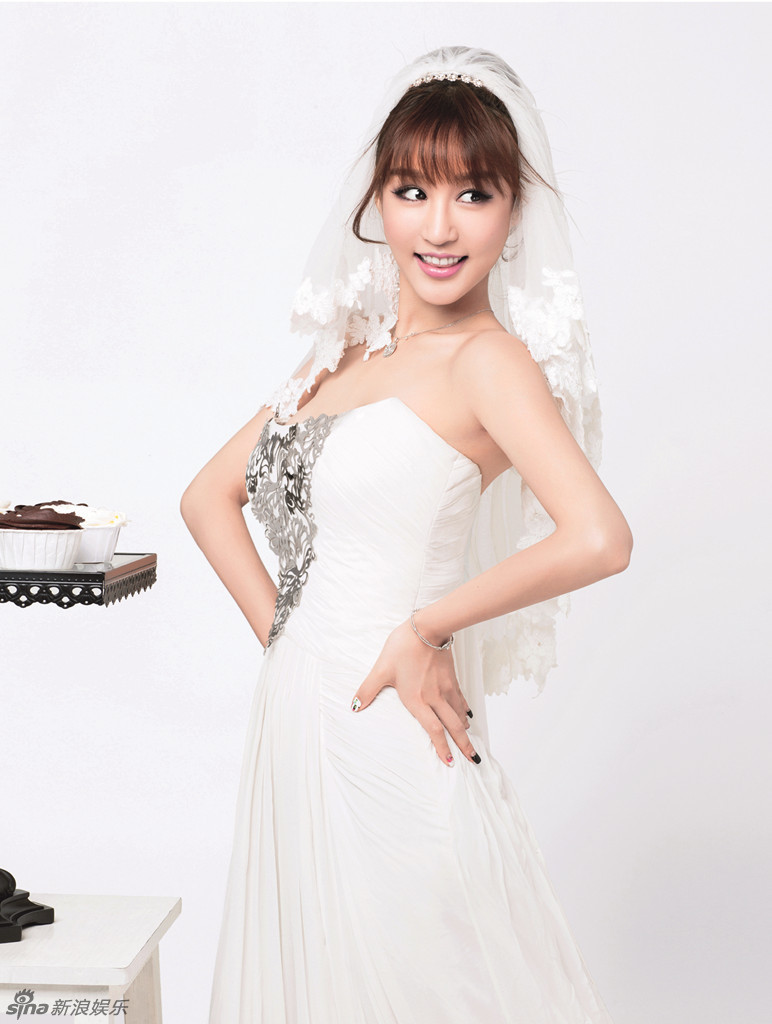 组图:刘羽琦时尚大片曝光 自然养眼耳目一新_高清图集_新浪网