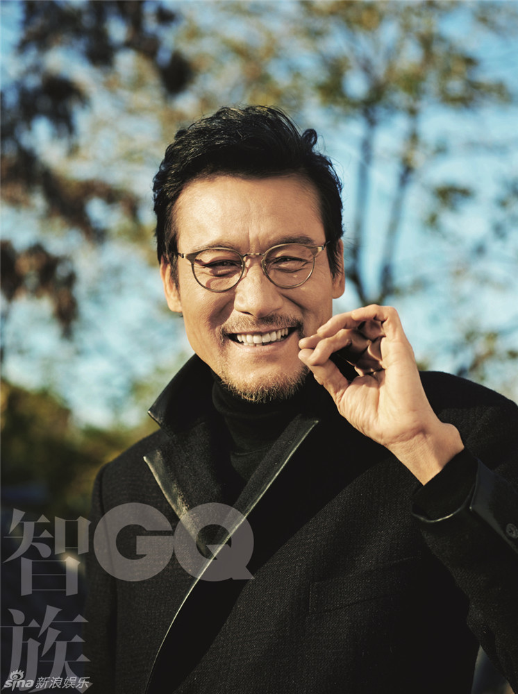 组图:"座山雕"梁家辉时尚写真 变地道北京爷_高清图集_新浪网